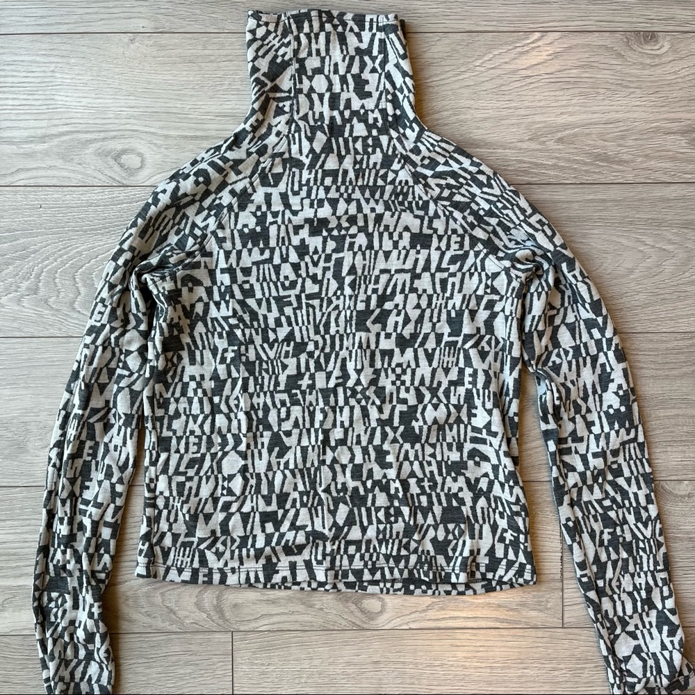 Oiselle Wazzie Wool Jacquard Mile One Pullover
